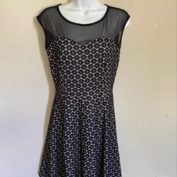 Ladies black dress - Picture 2 of 2